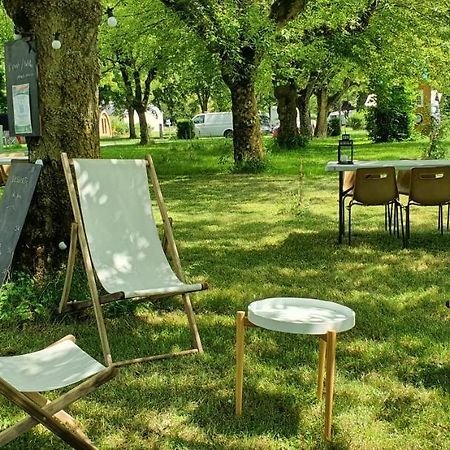 Cabane 2/3 Pers Au Camping Les Patis Nazelles-Negron المظهر الخارجي الصورة