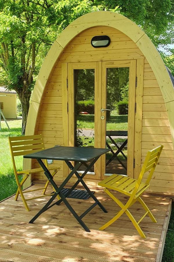 Cabane 2/3 Pers Au Camping Les Patis Nazelles-Negron المظهر الخارجي الصورة